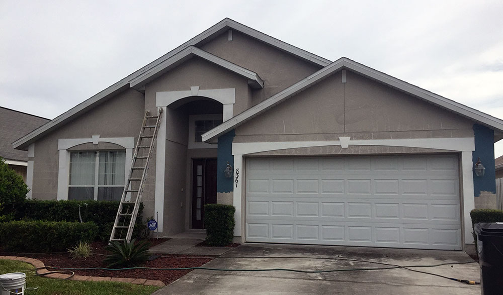 Stucco Painting and Repair Services Before